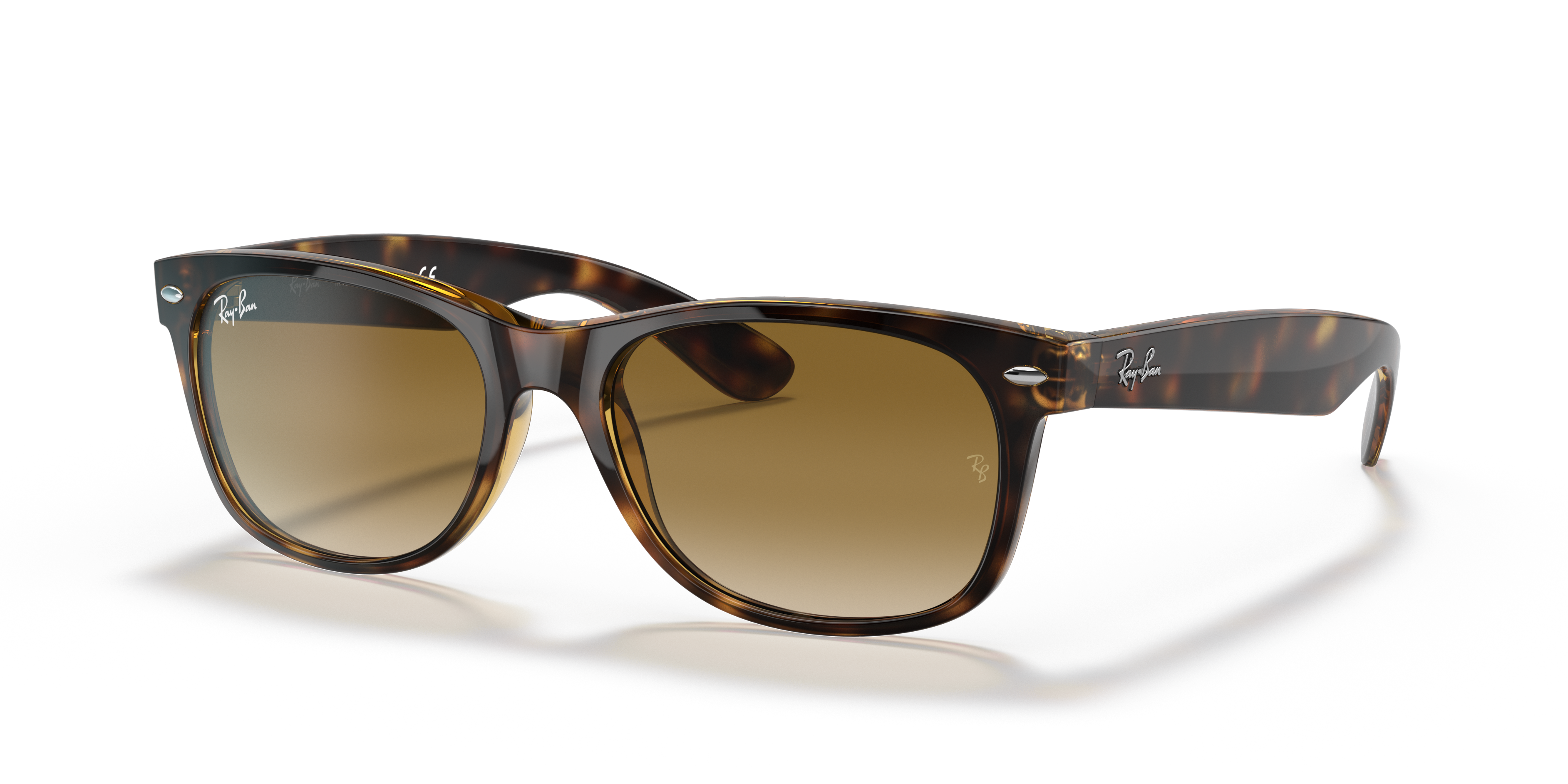 RB2132 New Wayfarer Classic