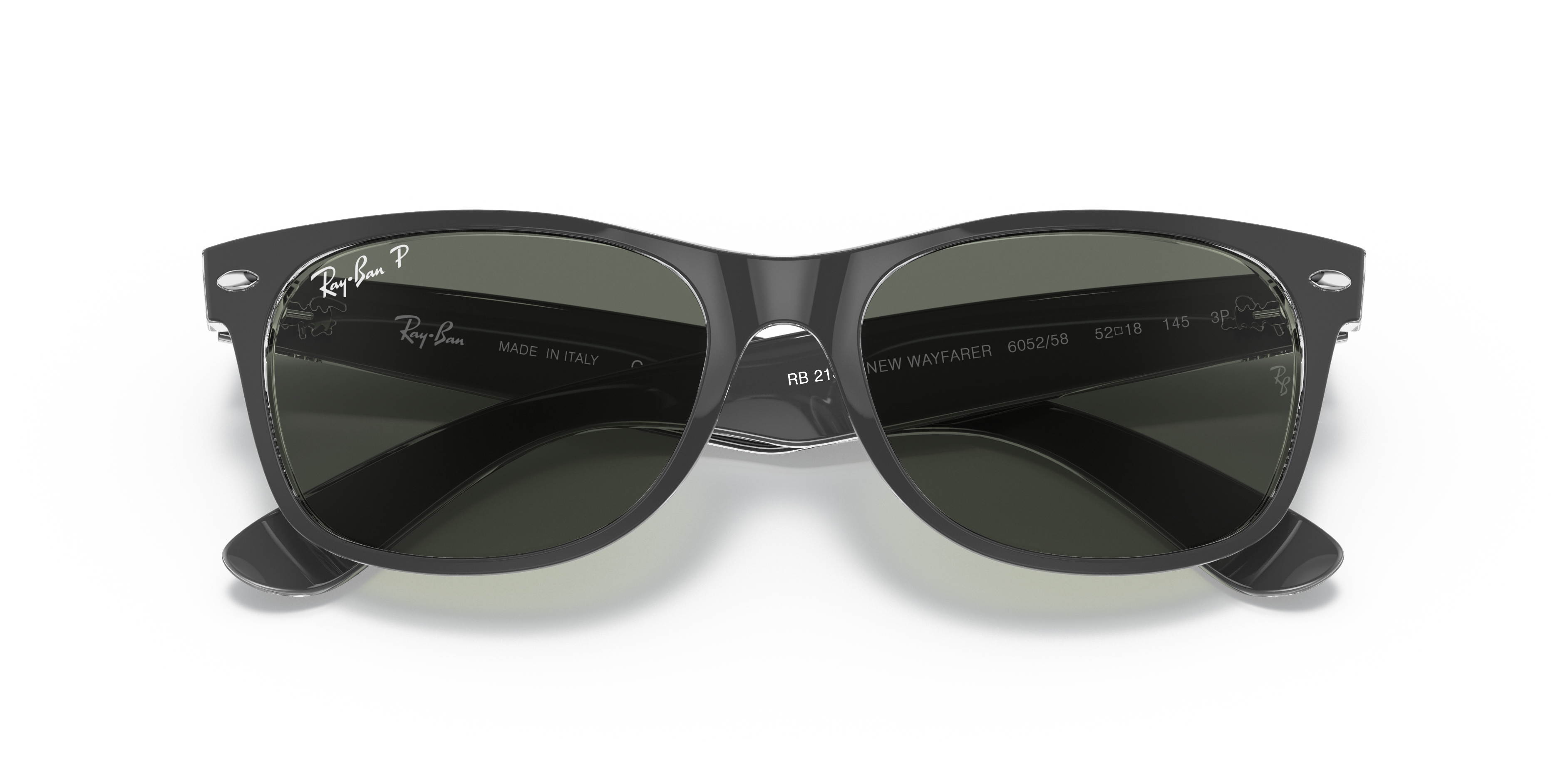 RB2132 New Wayfarer Classic