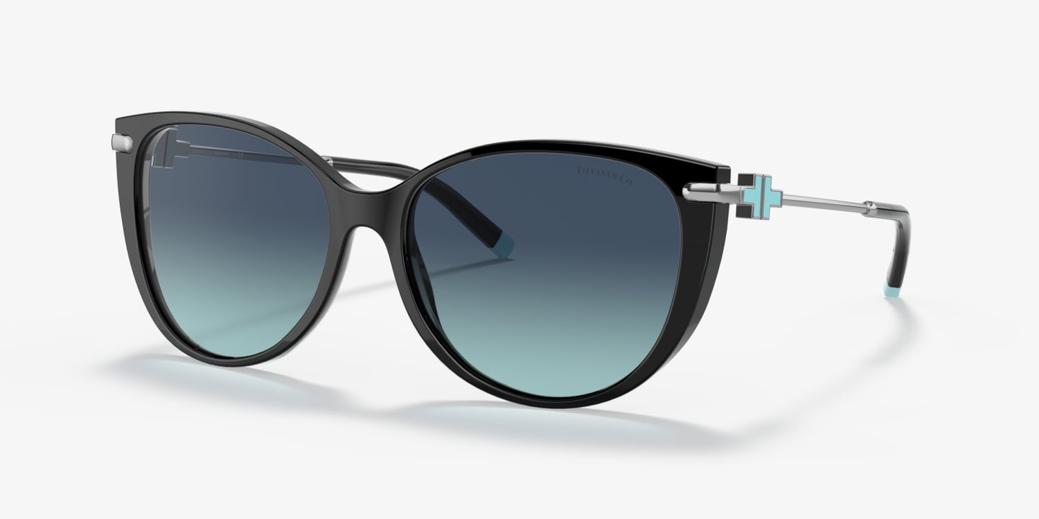 The Best Cat-Eye Sunglasses of 2022: Chanel, Dior, Oscar x Frank
