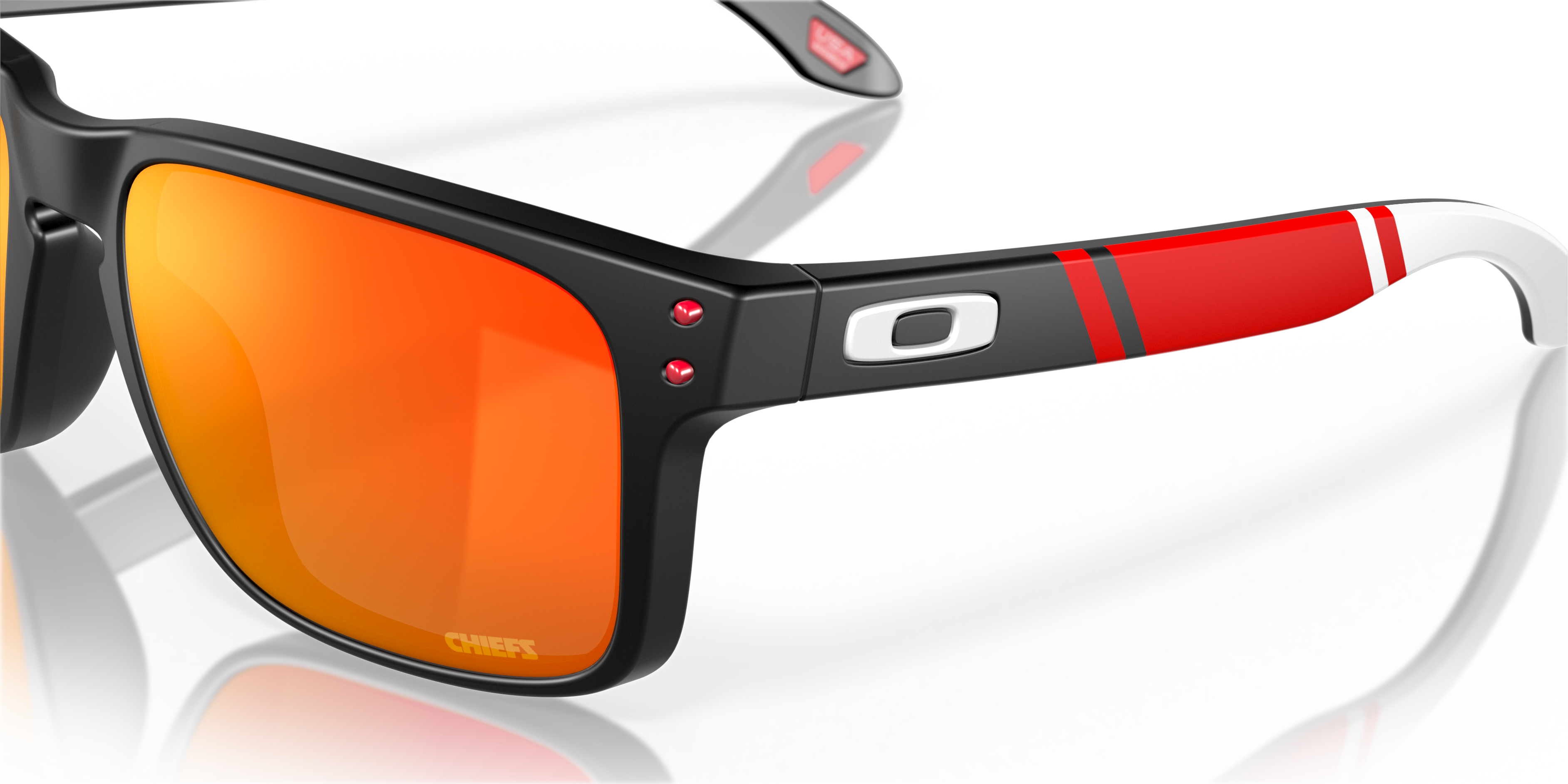 OO9102 Kansas City Chiefs Holbrook™