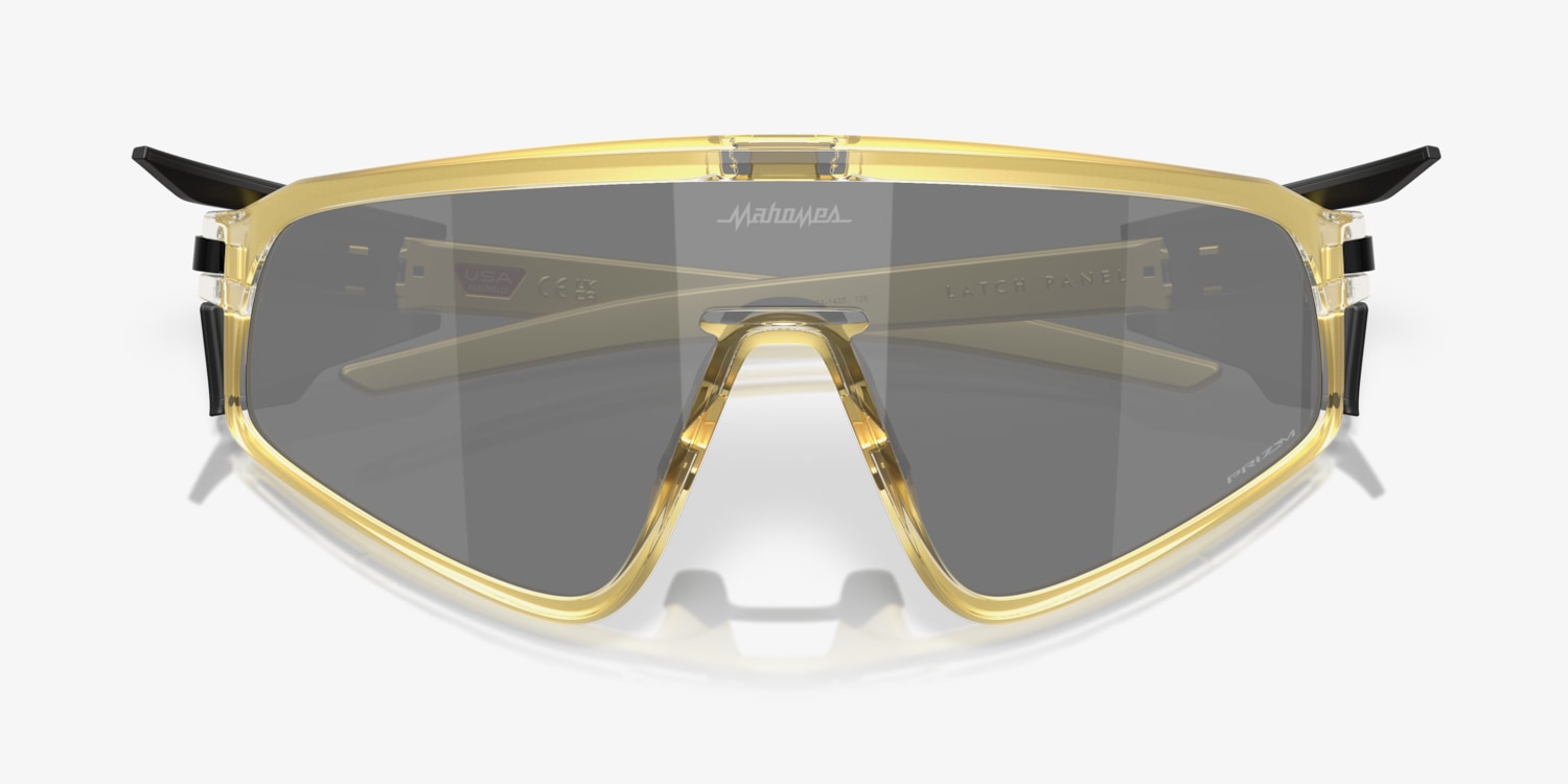 Oakley OO9404 Latch™ Panel Patrick Mahomes II Collection Oakley OO9404 Latch™ Panel Patrick Mahomes II Collection