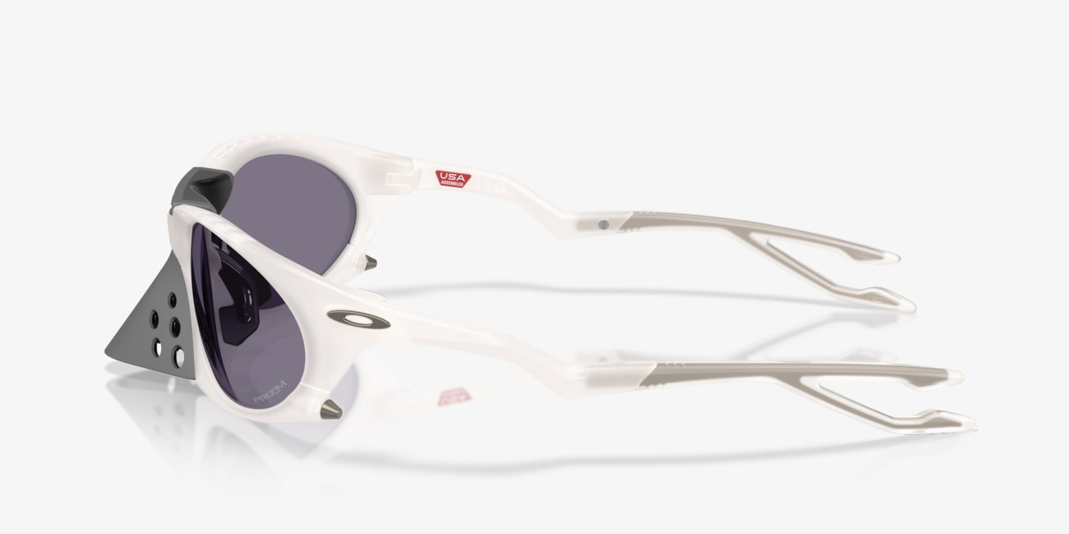 Oakley OO9437 Plantaris Seek Collection Sunglasses Oakley OO9437 Plantaris Seek Collection Sunglasses
